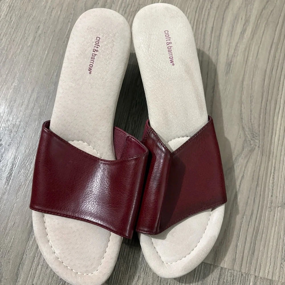 Croft & Barrow Women’s Size 8M Volume Red Slide Sandal Heeled Mule Cushioned - Picture 2 of 7